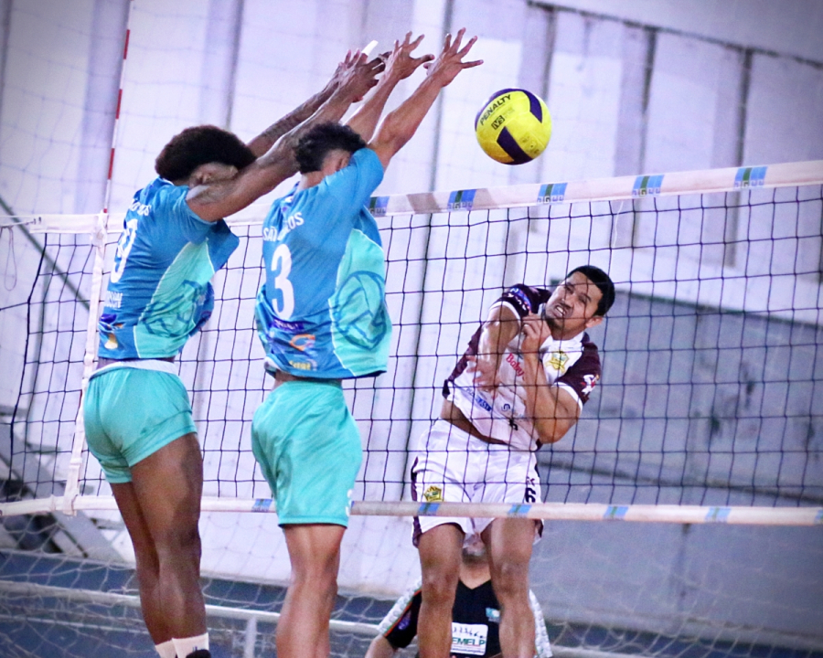 AGEE/São Carlos vence Tupã pela APV