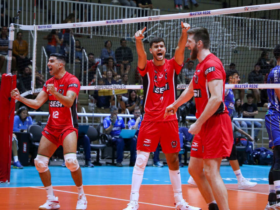 Em virada, Sesi Bauru vence Vôlei Renata no tie-break